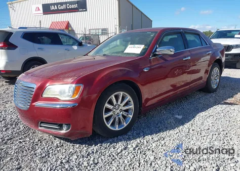 2014 Chrysler 300C z USA, uszkodzony, nr VIN 2C3CCAET0EH126332